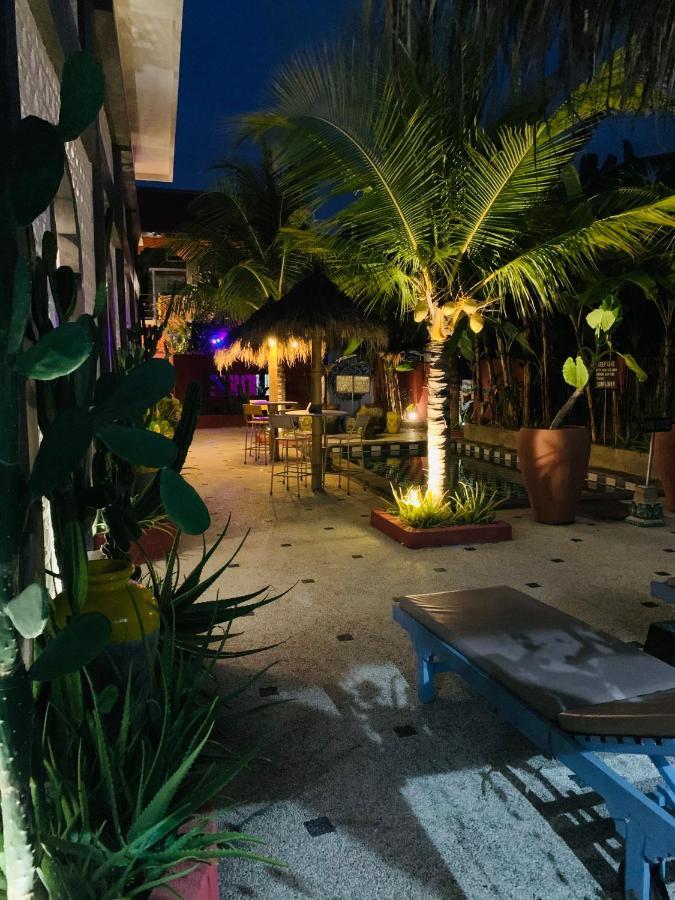 Privatunterkunft Sunflower And Surf Canggu